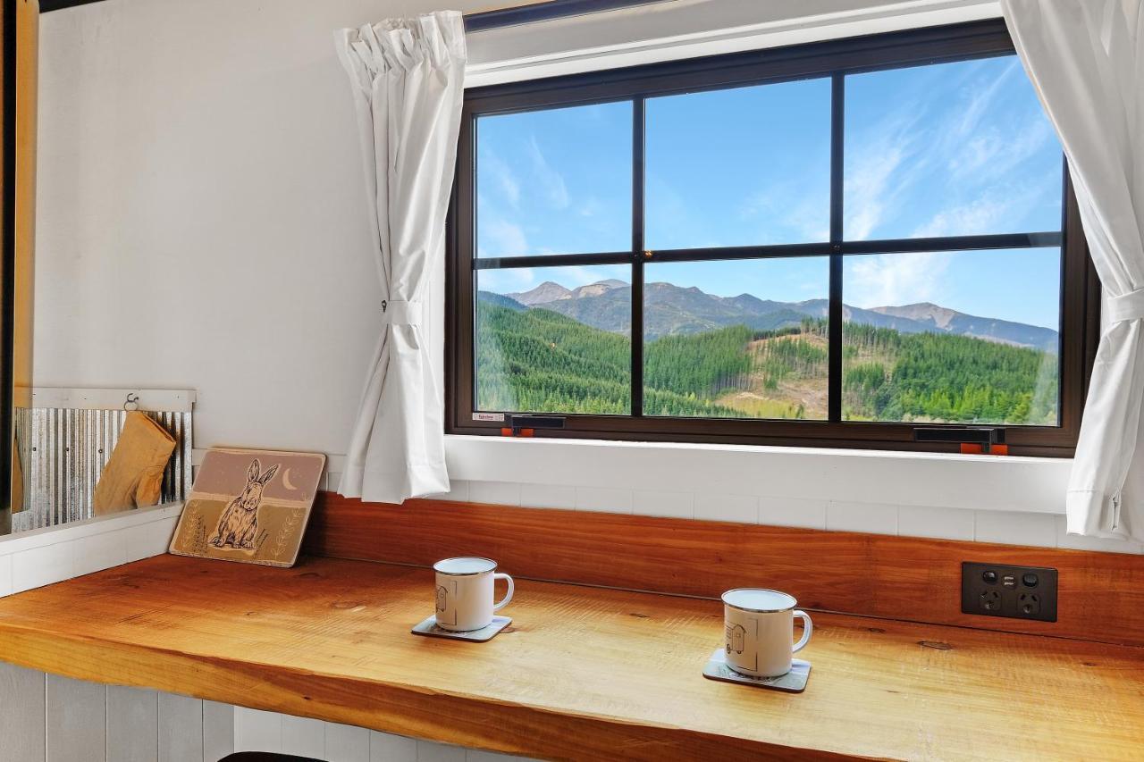 The Shepherds Hut - Boutique Retreat. Ханмер-Спрингс Экстерьер фото