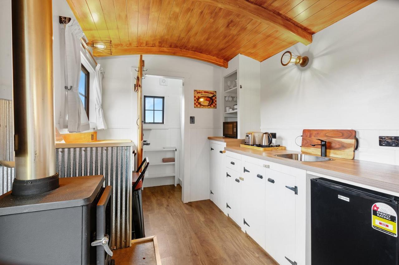 The Shepherds Hut - Boutique Retreat. Ханмер-Спрингс Экстерьер фото